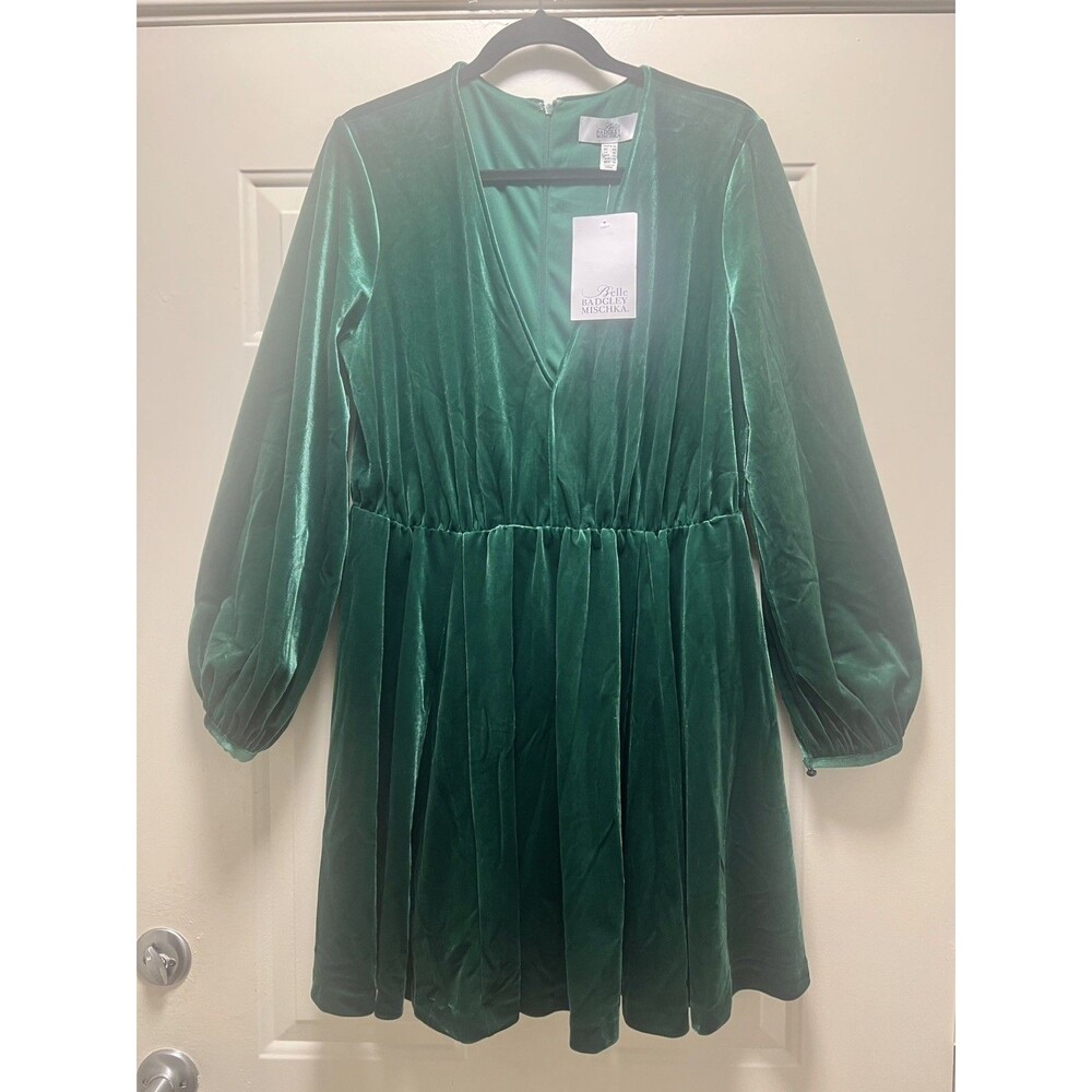 Belle Badgley Mischka Baby Doll  Long Sleeve emerald green Velvet Dress 12/nwt
